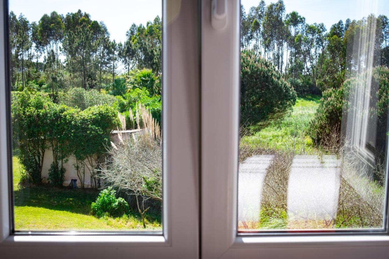 Hotel Rural Quinta Do Juncal Serra d'El-Rei Esterno foto